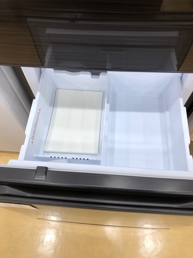 【軽トラック貸出サービスあり】MITSUBISHI 3ドア冷蔵庫　300L 2022年製