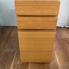 袖机　￥2000【町田市再生家具】233284