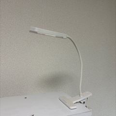 家具 照明器具　テーブルに挟む