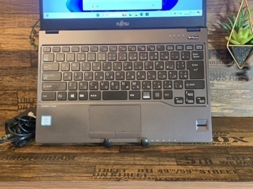 ☆プレオープンセール中☆ LIFEBOOK_U937_Corei