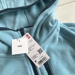 新品 UNIQLOユニクロフリースパーカー レディースMの画像