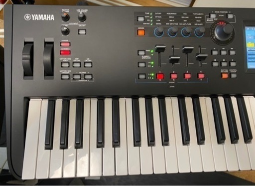 【再投稿】YAMAHA MODX7+ 元箱有り【注】写真のケースは付きません 再投稿】YAMAHA MODX7+ 元箱有り【注】写真のケースは付きません