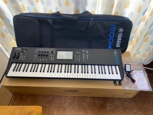 【再投稿】YAMAHA MODX7+ 元箱有り【注】写真のケースは付きません