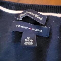 TommyHilfiger 薄手のセーター2点の画像
