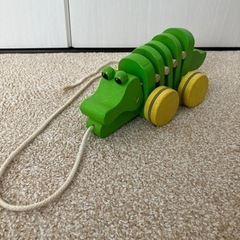 ワニ　木のおもちゃ