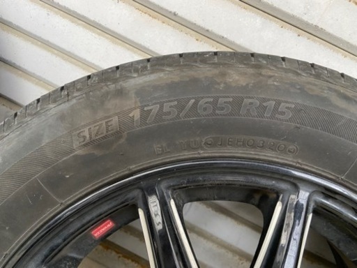 受け渡し者決まりました175/65 R15 ブリヂストン