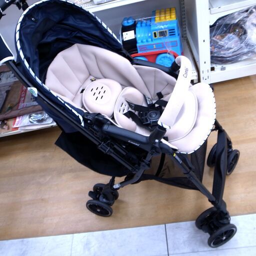 143/603 Combi コンビ ベビーカー スゴカル ４キャス エアー エッグクッション