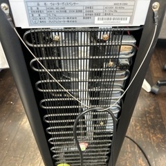ウォーターディスペンサーの画像