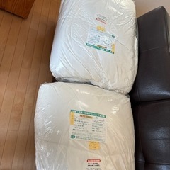 羽毛布団　寝具の画像