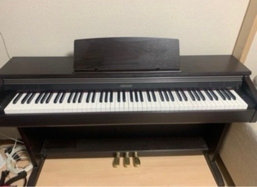 取引中電子ピアノ　Cleviano