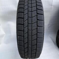 車のパーツ タイヤ、ホイールの画像