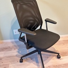 vitra チェア　meda2/meda xlの画像
