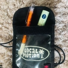 パスケース　２個　local motion リフト券入れの画像