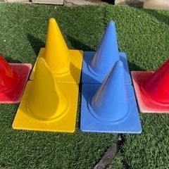 20cm カラーコーン パイロン トレーニング ローラースケート サッカー の画像
