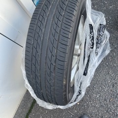 195/65r15タイヤー4本セット取引中