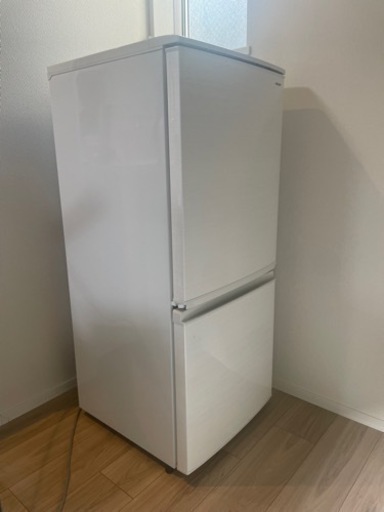 冷蔵庫137L (SHAPP SJ-D14D-W)