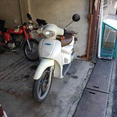 実働 アプリリア スカラベオ50 (ボアアップで68ccです)の画像
