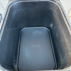 イケヤ　トロファスト黒　一個４００円の画像