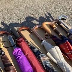 傘　一本 300円　ブランド品もあり！　の画像