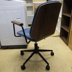 タマリビング ホームチェア キャスター/ひじ掛け付き PCチェア ブロンコ 配達設置対応 ブルーの画像