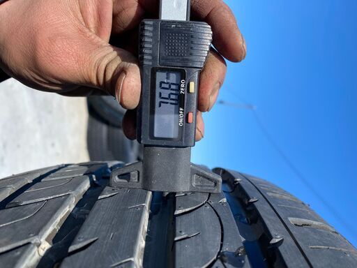 夏タイヤ　255/55R19　管理番号36