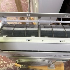 Hisense エアコン HA-S22DE9-W 6畳用 2021年製 H649の画像