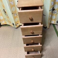 収納家具の画像