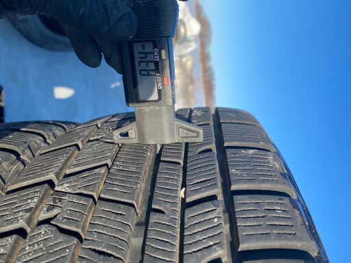 冬タイヤ　205/65R15