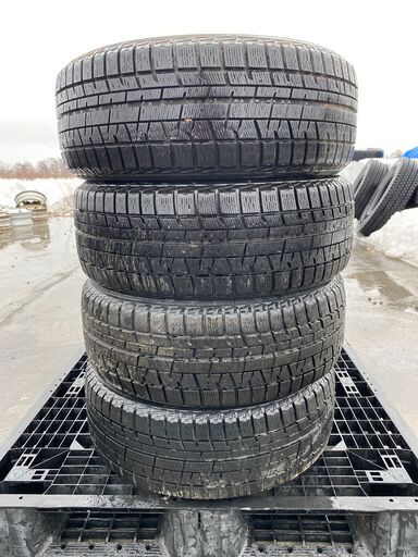 冬タイヤ　215/50R18　管理番号57