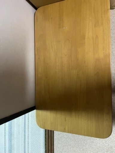 テーブル