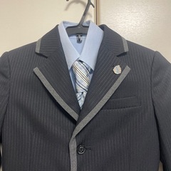 入学式に！男の子　スーツ　120cm 4/1まで　ナカノヒロミチの画像