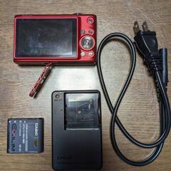 【中古】CASIO　デジカメ