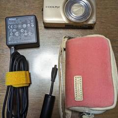 【中古】Nikon　デジカメ
