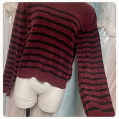 ꒰FOREVER21꒱ボーダーニット 赤黒 長袖 セーター しましま トップスの画像
