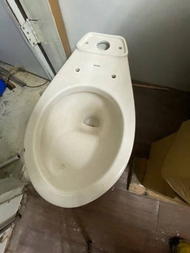 値下げあり‼️トイレのタンク、便座　、陶器