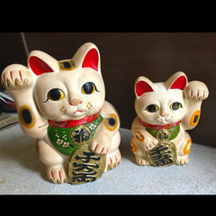 招きねこ　縁起物　大小