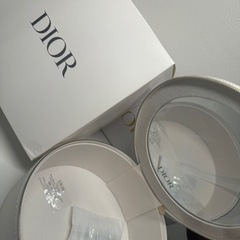 【決定】ブランドDIORコスメ、ポーチ「値下げ」の画像