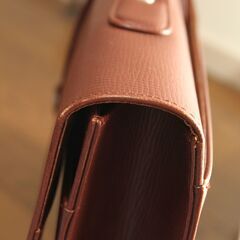 メンズビジネスバッグ　天然牛　海老茶色の画像