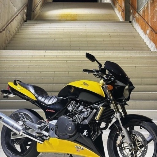 【取引者決定済み】ホンダ ホーネット250 【代理】