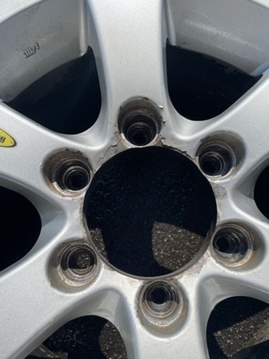 車のパーツ タイヤ、ホイール