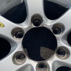 車のパーツ タイヤ、ホイールの画像