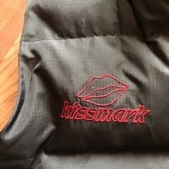 KissMarkダウンベストの画像
