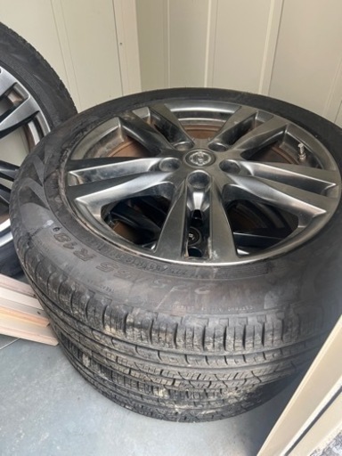 車のパーツ タイヤ、ホイール