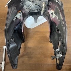 美品　zzr400 アッパーカウルセットの画像