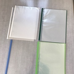 薄型ファイル A4　5つの画像