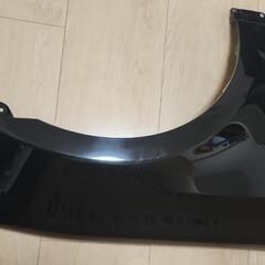レクサスGS GRL11右フェンダーパネル　黒の画像