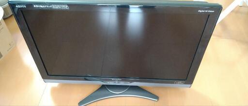 シャープ製32インチ液晶テレビ
