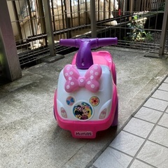 ディズニー　足けり