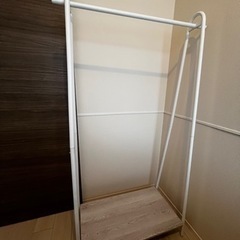 ハンガーラック