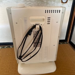 家電 季節、空調家電 遠赤外線ヒーターの画像